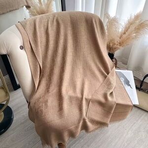 🆕 Khaki & Gold Shimmer Light Luxury Scarf